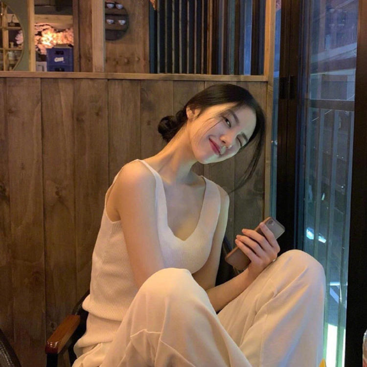 神谷熏（身份：神谷活心流代理师父、女主角） - 动漫新番免费在线观看 - 在线看剧